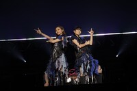 ClariS（撮影：平野タカシ）