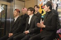 「Tiffany Holiday Street 点灯記念イベント」に参加したSnow Manメンバー。