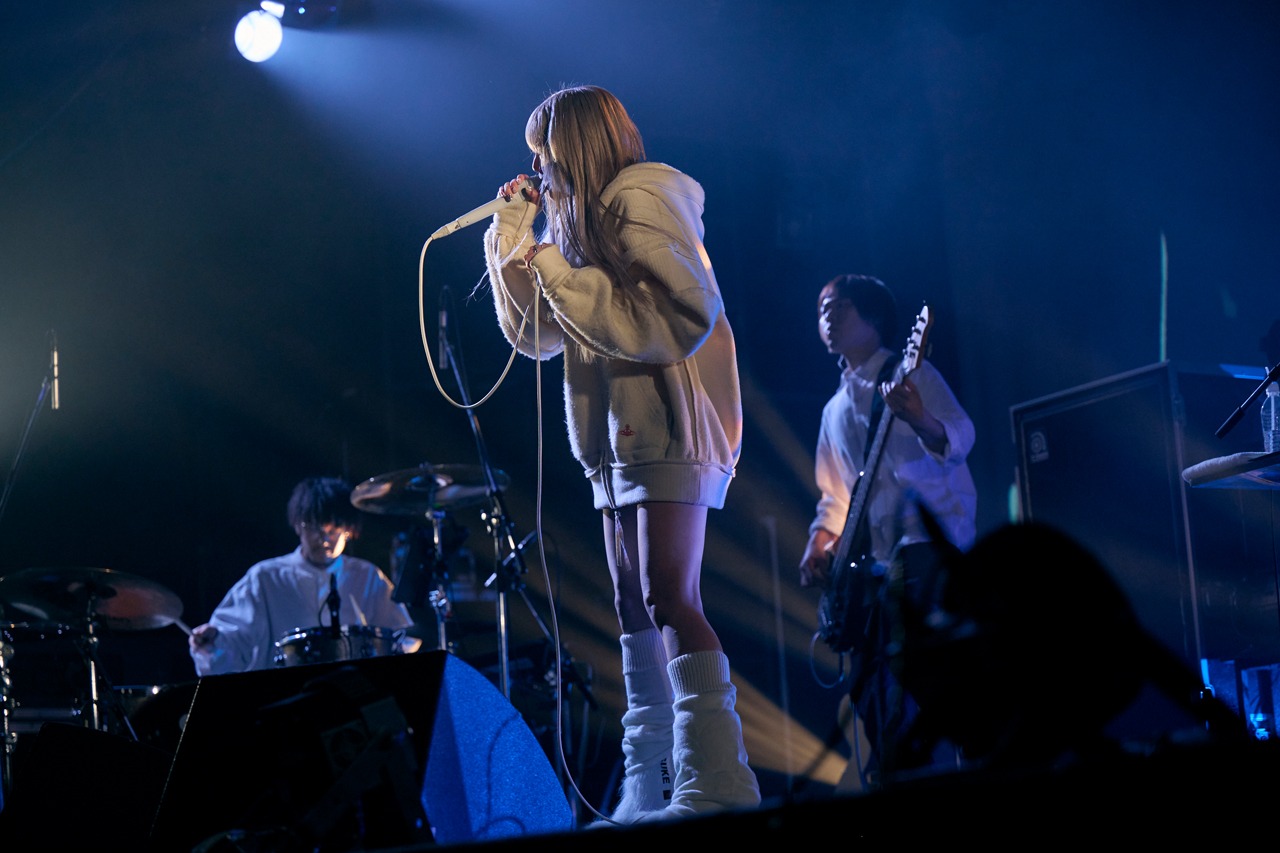 ILIE「LIVE HOUSE TOUR 2022 "AME"」東京・LIQUIDROOM公演の様子。