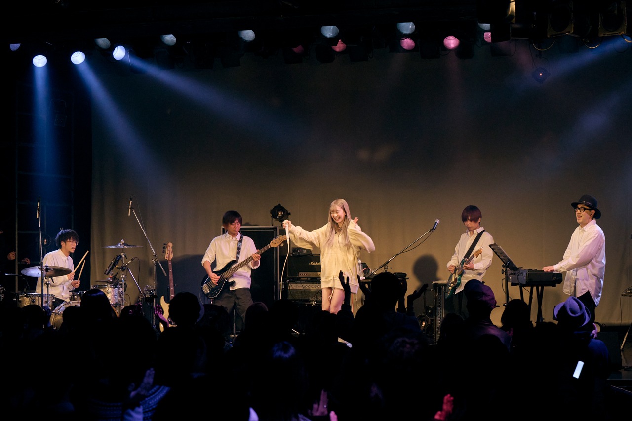 ILIE「LIVE HOUSE TOUR 2022 "AME"」東京・LIQUIDROOM公演の様子。