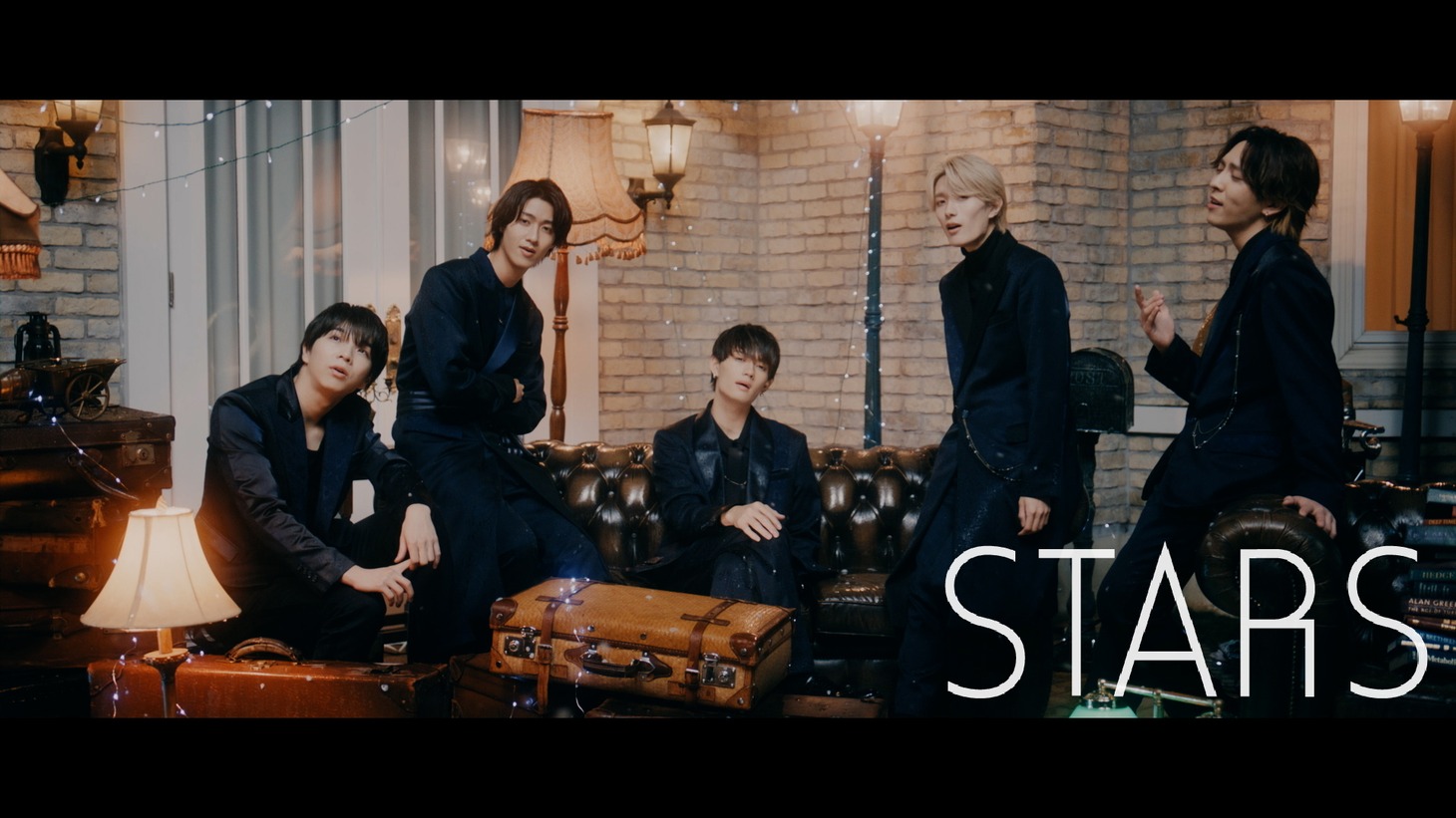 M!LK「STARS」MVより。