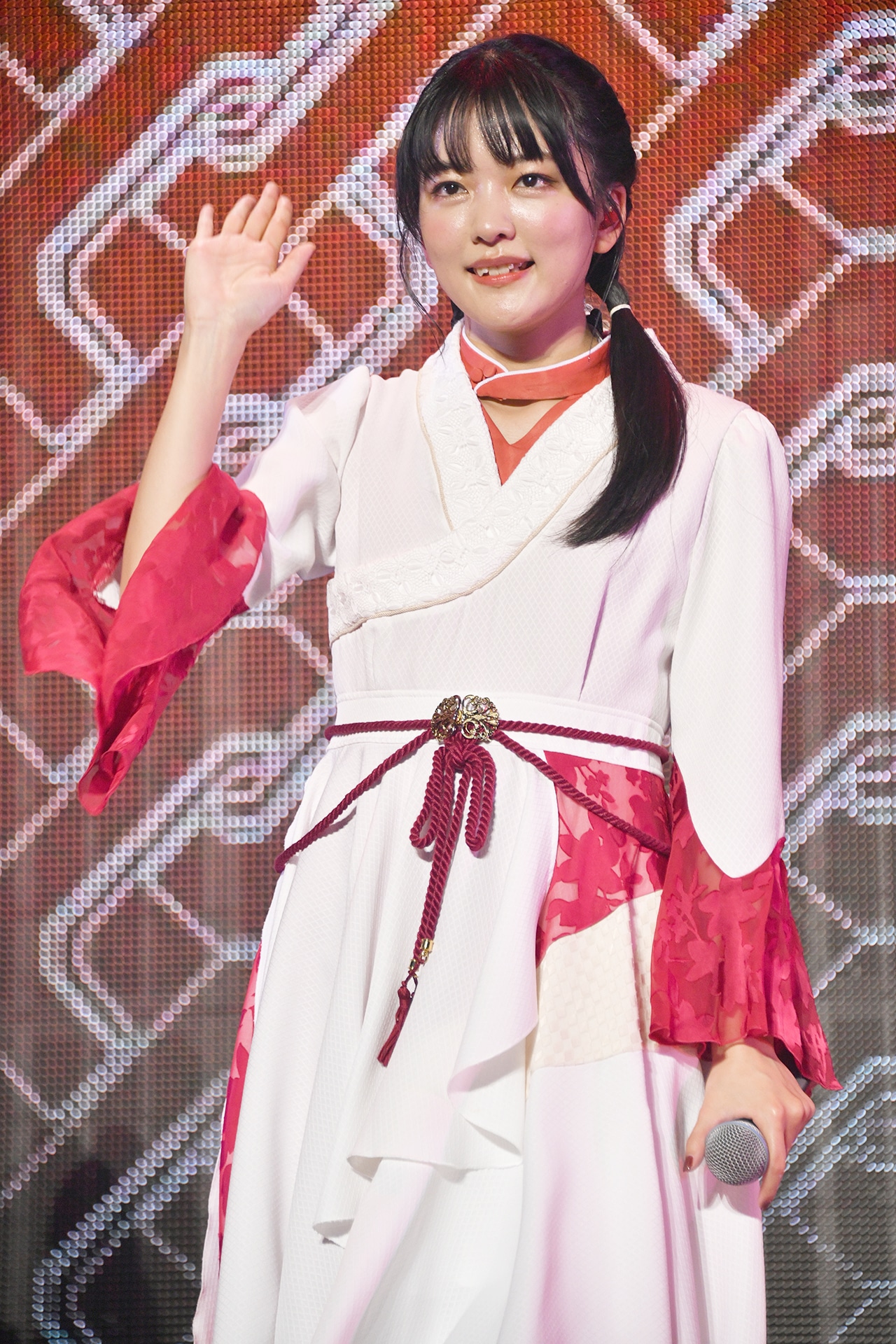 上田理子