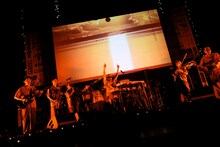 YOUR SONG IS GOOD（撮影：三浦知也）