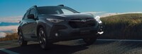 SUBARU「クロストレック」CMより。