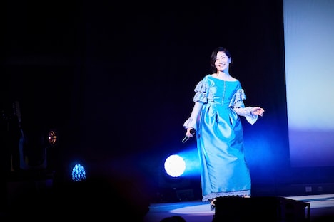 「坂本真綾LIVE 2022 “un_mute”」の様子。（写真提供：FlyingDog）