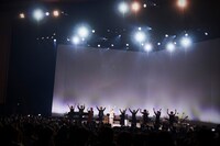 「坂本真綾LIVE 2022 “un_mute”」の様子。（写真提供：FlyingDog）