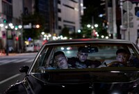 舐達麻がモデルを務める「Beats Flex『WACKO MARIA Leopard Limited Edition』」製品イメージ。