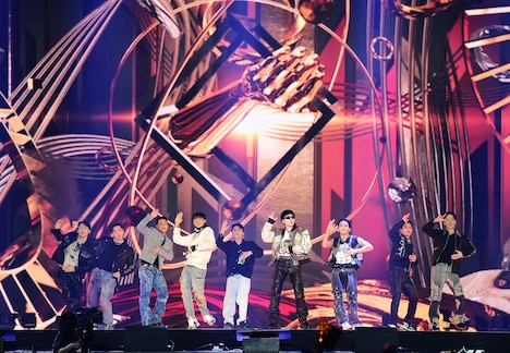 ZICO (c)CJ ENM Co., Ltd, All Rights Reserved