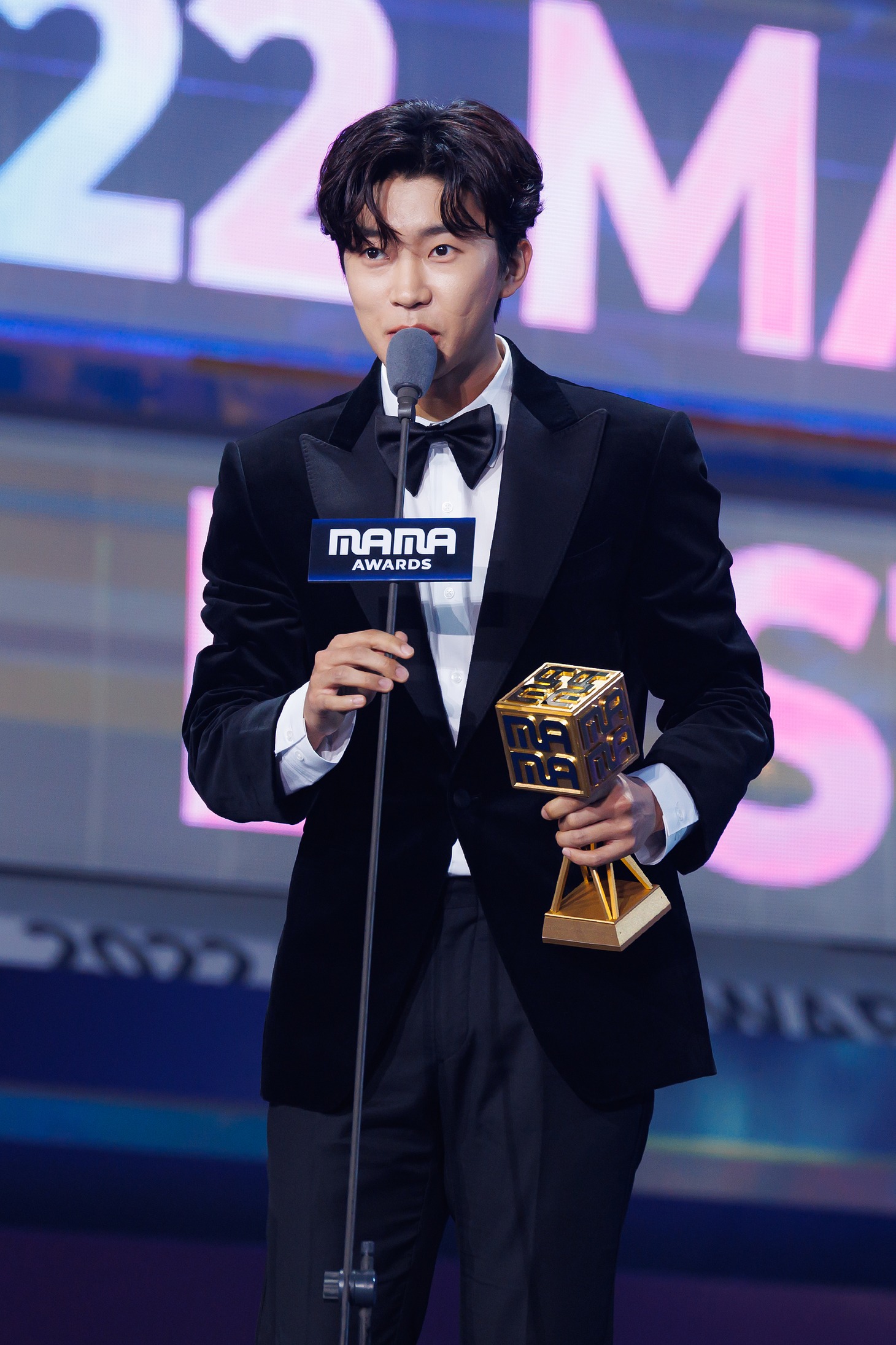 「Best Male Artist」を受賞したイム・ヨンウン。 (c)CJ ENM Co., Ltd, All Rights Reserved