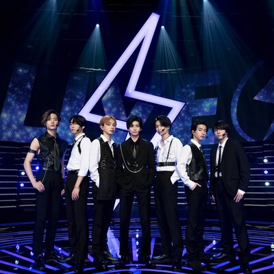 8LOOM「Forever or Never」配信ジャケット