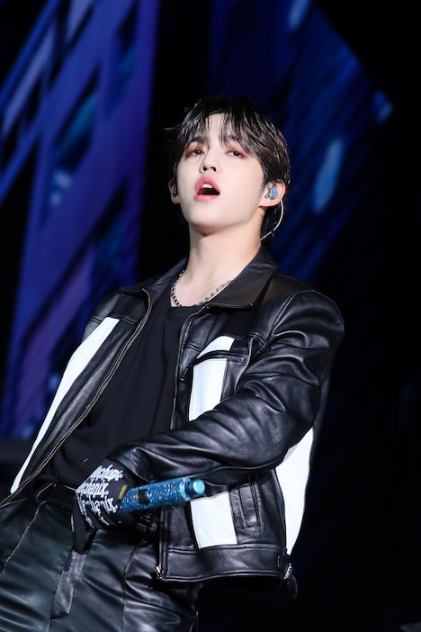 S.COUPS (P)&(C) PLEDIS Entertainment