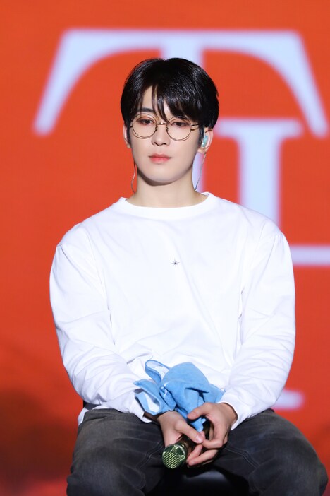 WONWOO (P)&(C) PLEDIS Entertainment