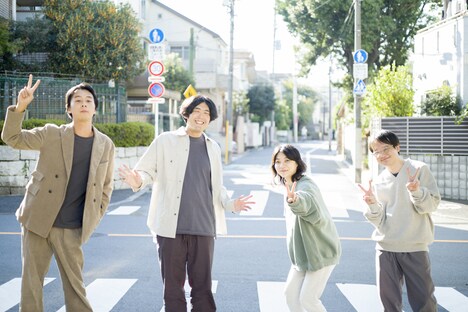 左からYONCE（Suchmos）、STUTS、三浦透子、butaji。