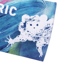 「ライブナタリー “フジファブリック × Vaundy”」オリジナルグッズのフェイスタオル。