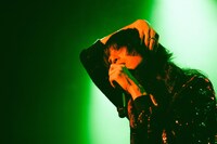 志磨遼平（Vo）（撮影：森好弘）