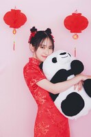 金村美玖（日向坂46）1st写真集「羅針盤」封入特典「miku book みくぶっく」より。（撮影：野田若葉）