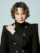 藤田玲が演じるラインハルト・クレア。