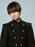 正木郁扮するフレドリッヒ・カール。