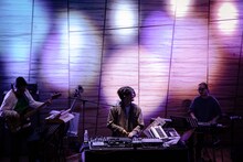 STUTS（撮影：曽我美芽）