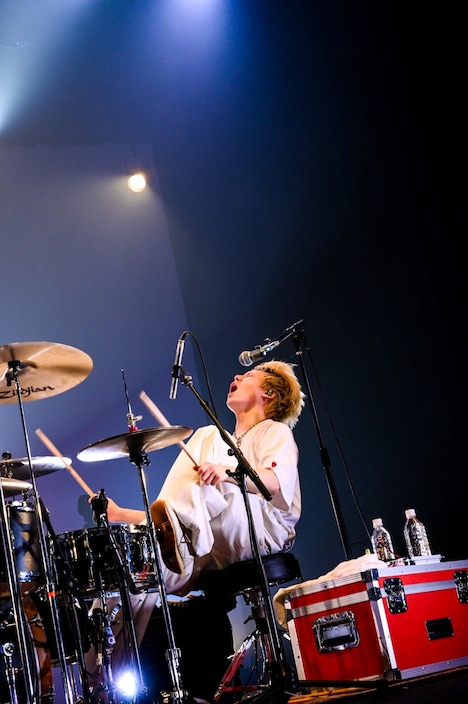 細川千弘（Dr）（photo by Masanori Fujikawa）