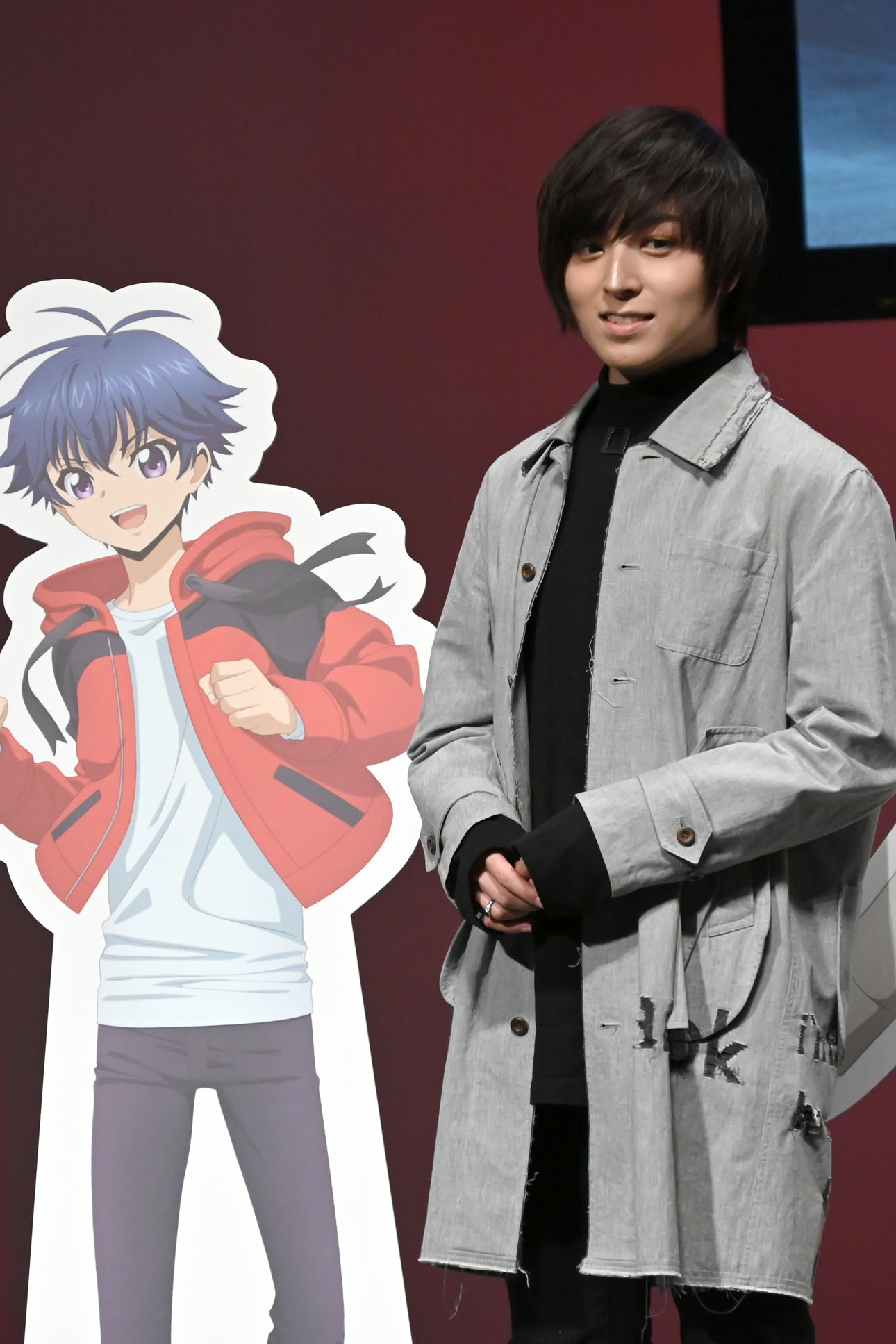 蒼井翔太