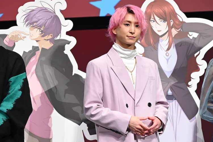 Snow Man佐久間“ミチル風”ファッションで「ヴァンガード」発表会に登場 