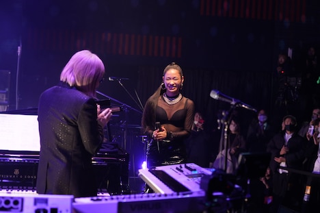 小室哲哉とAwich。