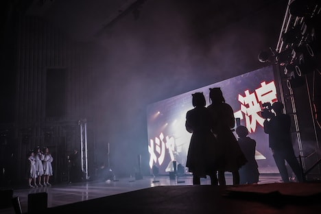 メジャーデビューが決定したことをサプライズで知るDevil ANTHEM.。（撮影：笹森健一）