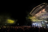 「Devil ANTHEM. 8th Anniversary ONE MAN LIVE 『でび野音祭2022』」の様子。（撮影：笹森健一）