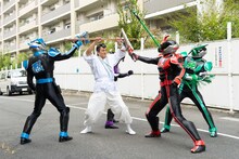 「スーパー戦闘 純烈ジャー 追い焚き☆御免」場面写真 (c)2022東映ビデオ