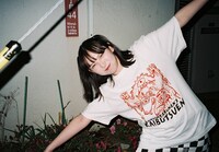 グッズを着用した寿々木ここね（SAKA-SAMA）。