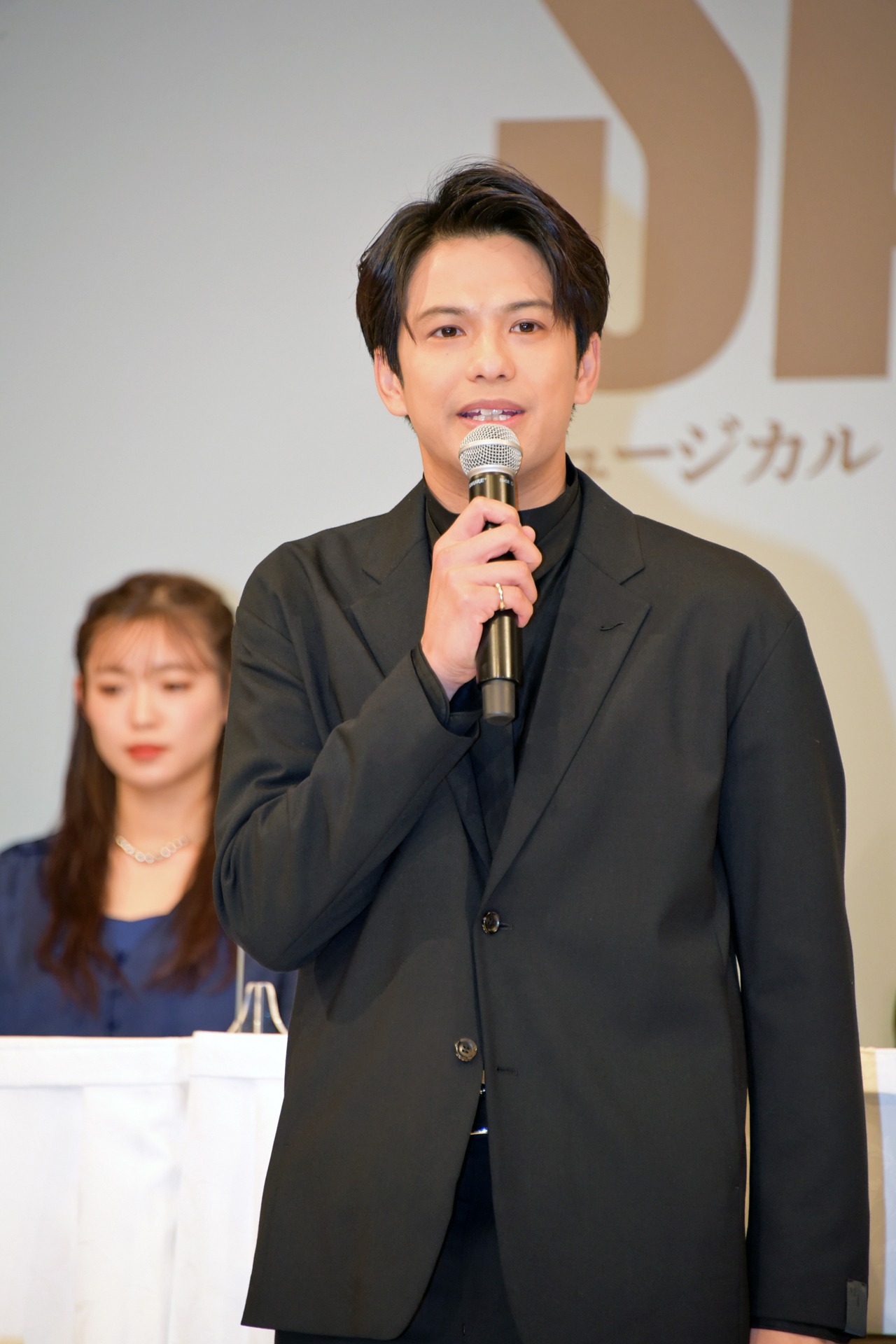 森崎ウィン