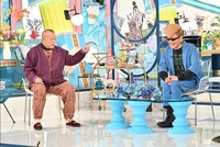 左から笑福亭鶴瓶、綾小路翔。 (c)TBS