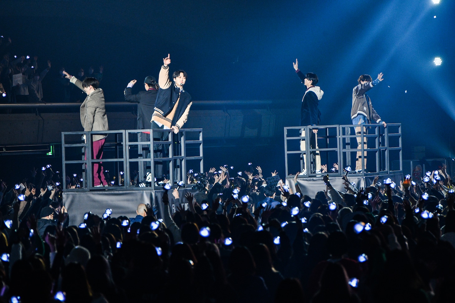 「&TEAM DEBUT SHOWCASE [First Howling : ME]」の様子。