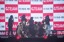 「&TEAM DEBUT SHOWCASE [First Howling : ME]」の様子。