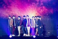 「&TEAM DEBUT SHOWCASE [First Howling : ME]」の様子。