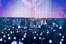 最後の最後まで手を振る&TEAM。