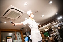 “凧”になる藤井隆。