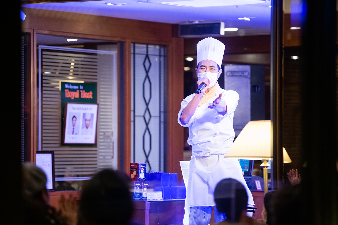 【ステッカー付】藤井隆 Music Restaurant  ロイホ 71323-208-