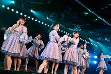 「AKB48劇場17周年特別記念公演」の様子。(c)AKB48