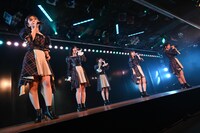「AKB48劇場17周年特別記念公演」の様子。(c)AKB48