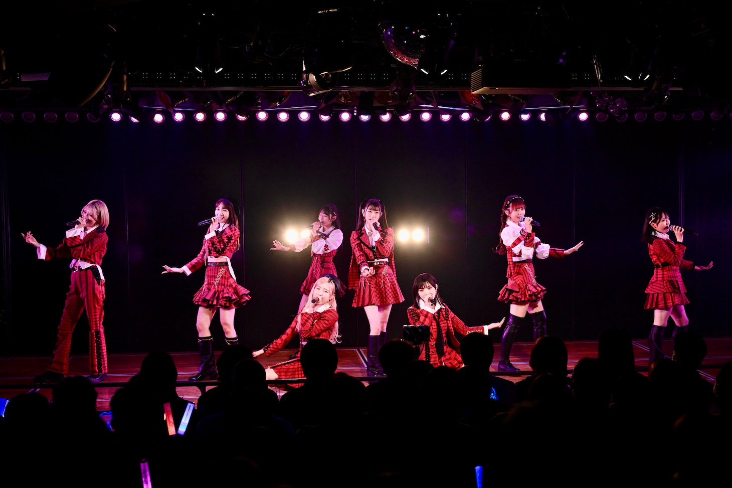 「AKB48劇場17周年特別記念公演」の様子。(c)AKB48