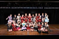 「AKB48劇場17周年特別記念公演」の様子。(c)AKB48