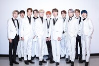 JO1 (c)LAPONE ENTERTAINMENT