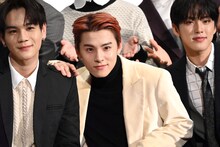 左から豆原一成、川西拓実、河野純喜。