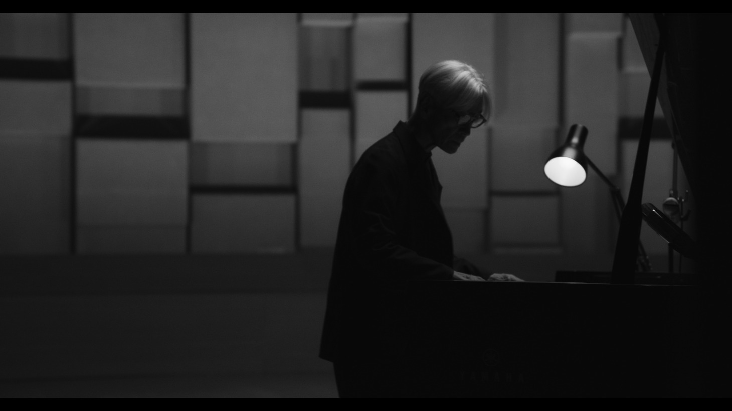 坂本龍一（『Ryuichi Sakamoto: Playing the Piano 2022』
(c)2022 KAB Inc.）