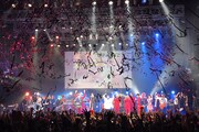 オールキャストによる「TELL ME」セッションの様子。(撮影:株式会社 LINKSOLU 大武ひろあき)