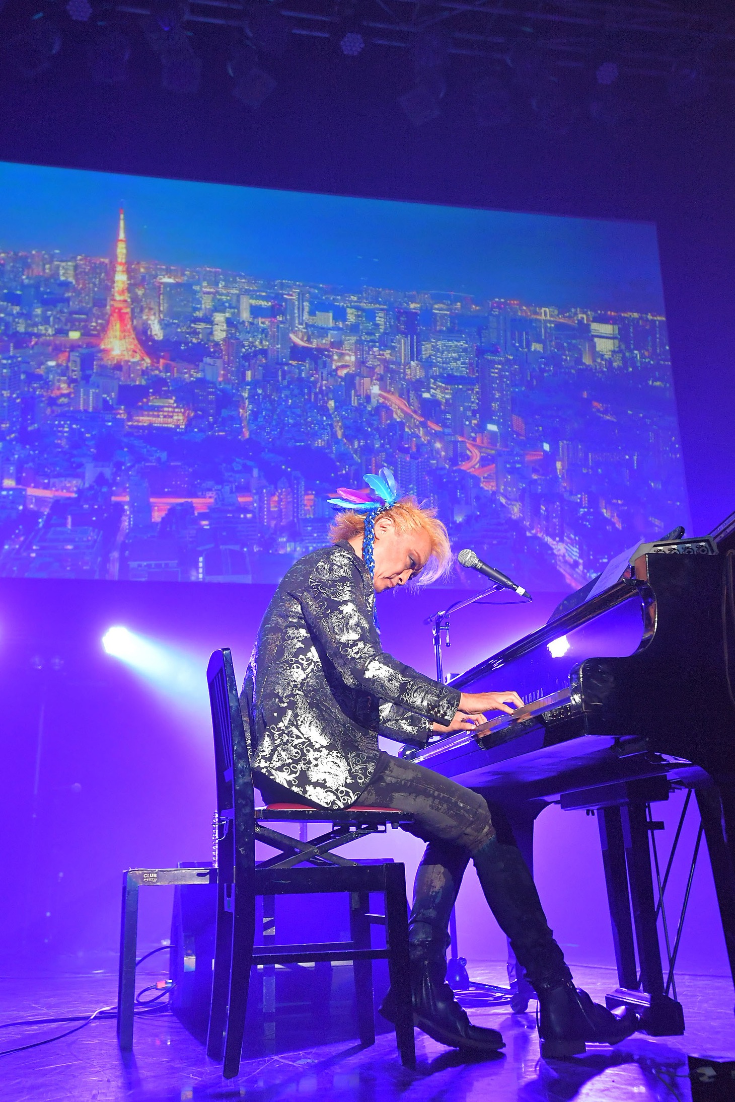 DIE（撮影：株式会社 LINKSOLU 大武ひろあき）