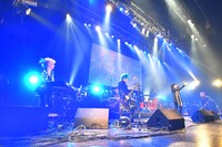 defspiralとDIE。（撮影：株式会社 LINKSOLU 大武ひろあき）