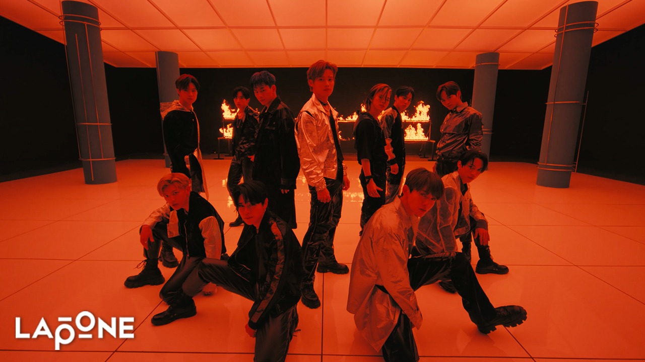 INI「SPECTRA」Performance Videoより。